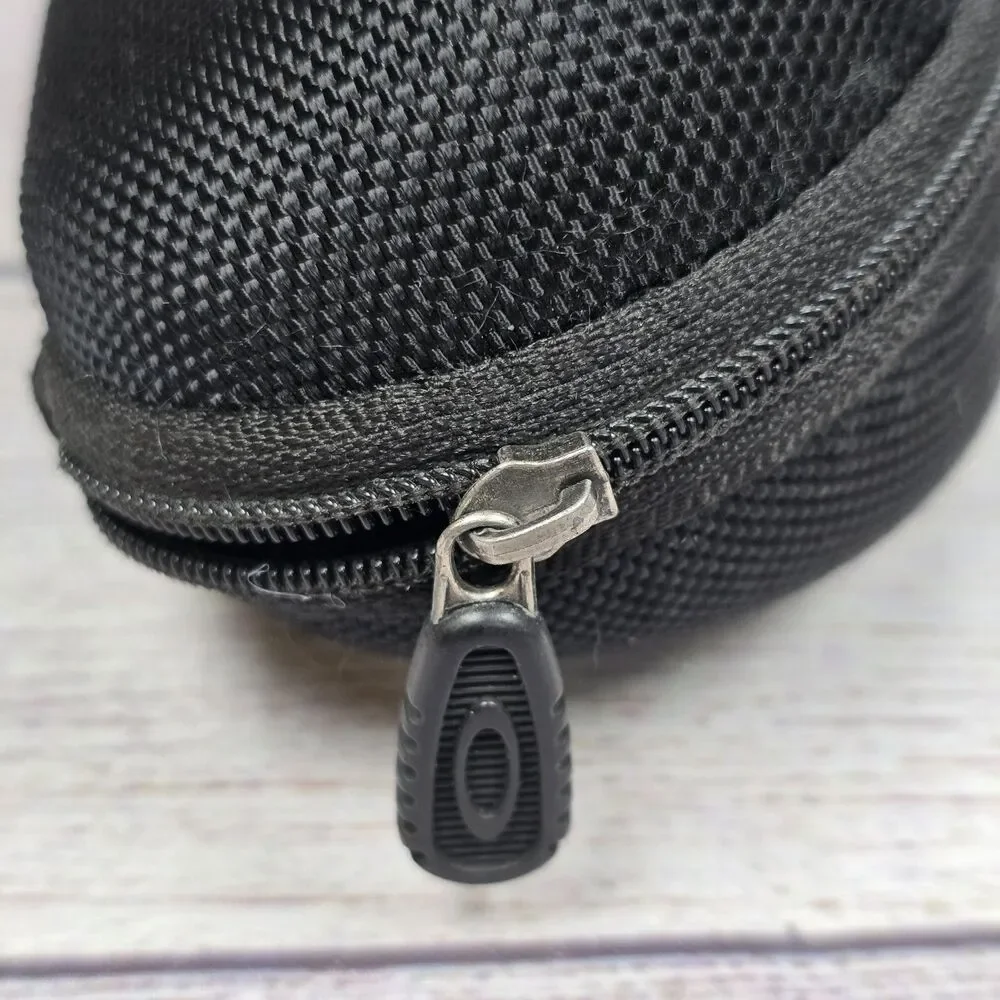 Oakley Vault Vintage Y2K Sunglasses Zip Hard Nylon Case With Storage Pouch